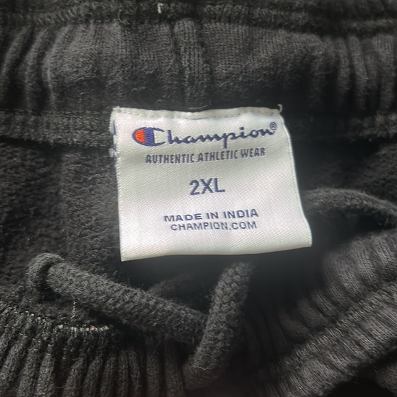 Champion sweatpants never worn size 2xl - Picture 2 of 4